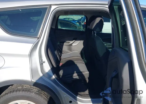 2017 Ford Escape S z USA, uszkodzony, nr VIN 1FMCU0F76HUD84257